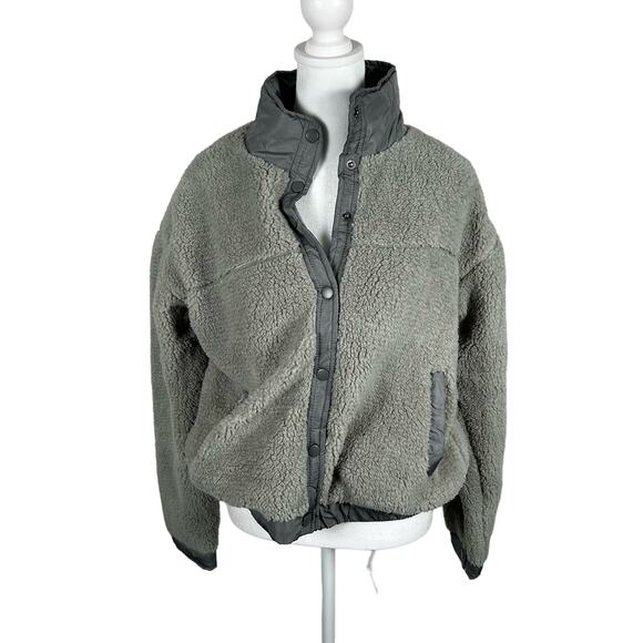 NEW Uncharted Threads Gray Fleece Jacket Buttons Small Oversize Casual Soft - Picture 1 of 6